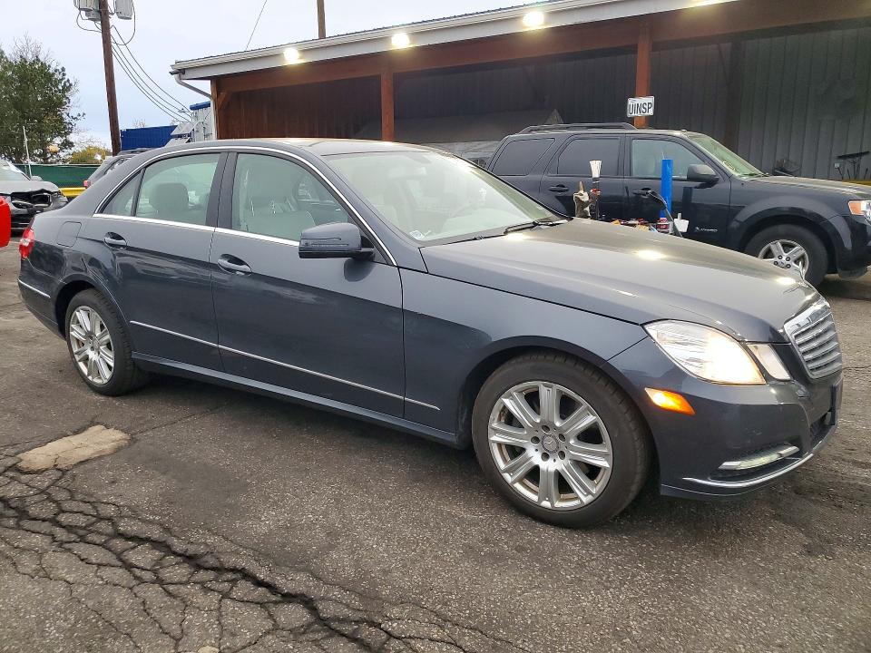 2013 Mercedes-benz E მანქანა იყიდება აუქციონზე, vin: WDDHF8JB1DA742915, აუქციონის ნომერი: 72799456