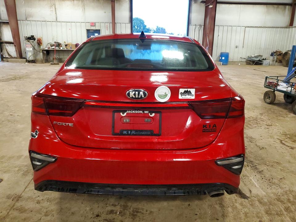 2019 Kia Forte მანქანა იყიდება აუქციონზე, vin: 3KPF24AD4KE136087, აუქციონის ნომერი: 71005266