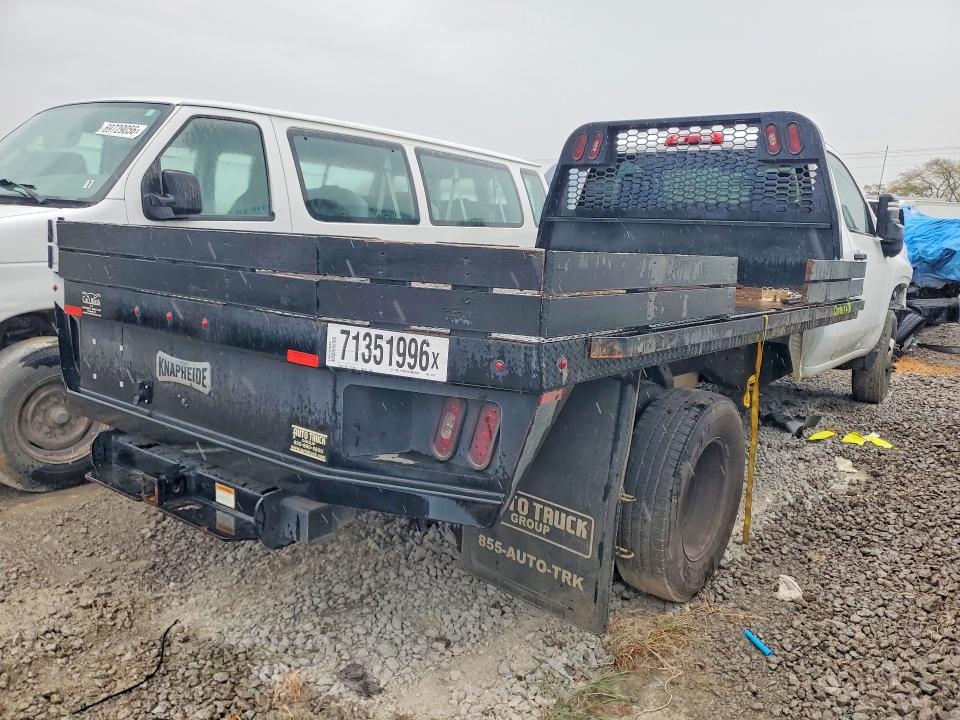71351996 :رقم المزاد ، 1GB3WRE76NF182477 vin ، 2022 Chevrolet Silverado مزاد بيع