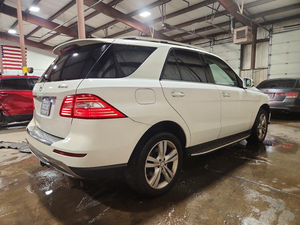 Продажа на аукционе авто 2015 Mercedes-benz Ml, vin: 4JGDA5HB6FA515066, номер лота: 72007226