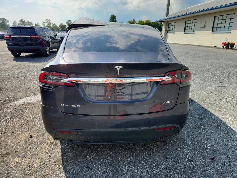 Продажа на аукционе авто 2016 Tesla Model X, vin: 5YJXCBE40GF004445, номер лота: 71586856