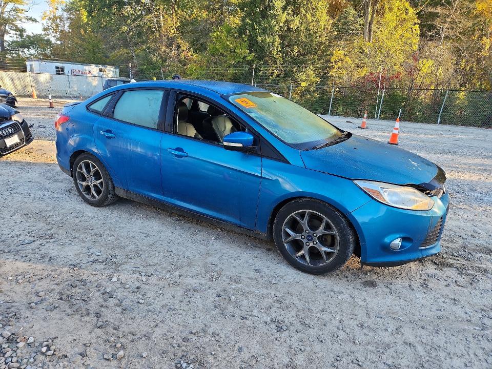 2014 Ford Focus მანქანა იყიდება აუქციონზე, vin: 1FADP3F23EL136268, აუქციონის ნომერი: 71950676