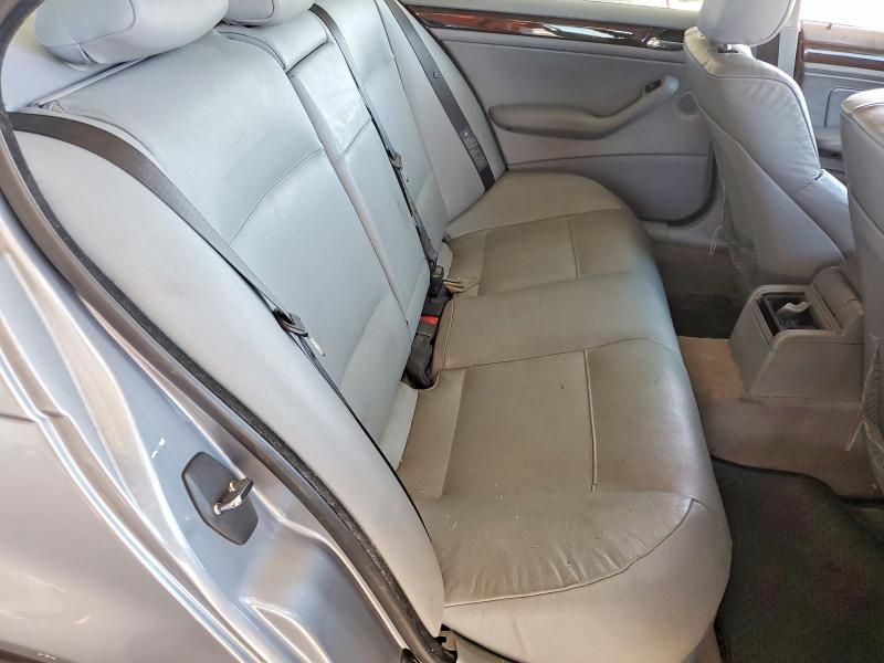 71596666 :رقم المزاد ، WBAAZ334X3KP81285 vin ، 2003 Bmw 325 مزاد بيع