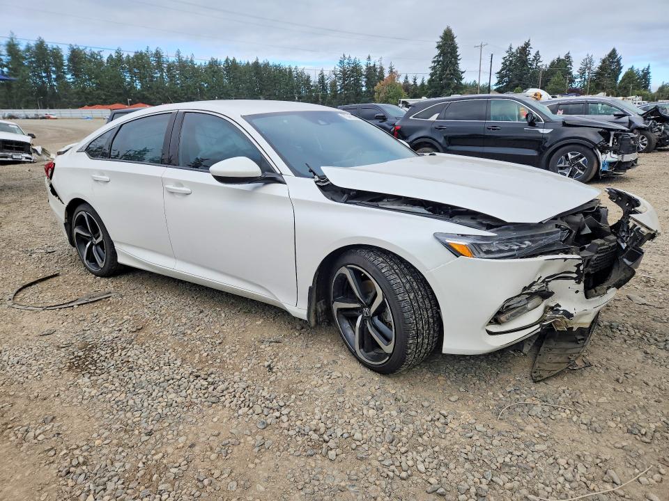Продаж на аукціоні авто 2018 Honda Accord, vin: 1HGCV1F34JA147327, номер лоту: 70347596