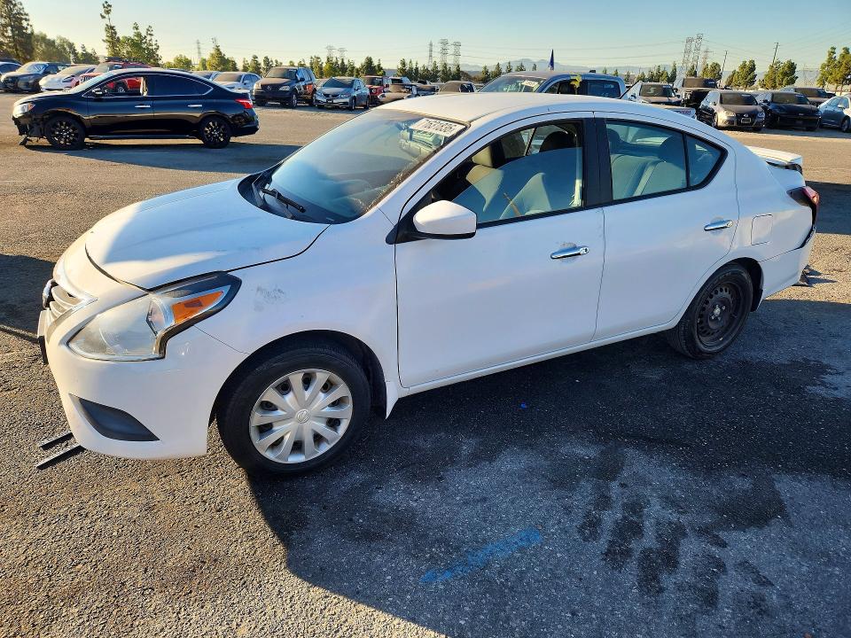71631836 :رقم المزاد ، 3N1CN7AP4GL839331 vin ، 2016 Nissan Versa مزاد بيع