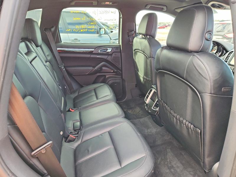 71023126 :رقم المزاد ، WP1AA2A24ELA91940 vin ، 2014 Porsche Cayenne مزاد بيع