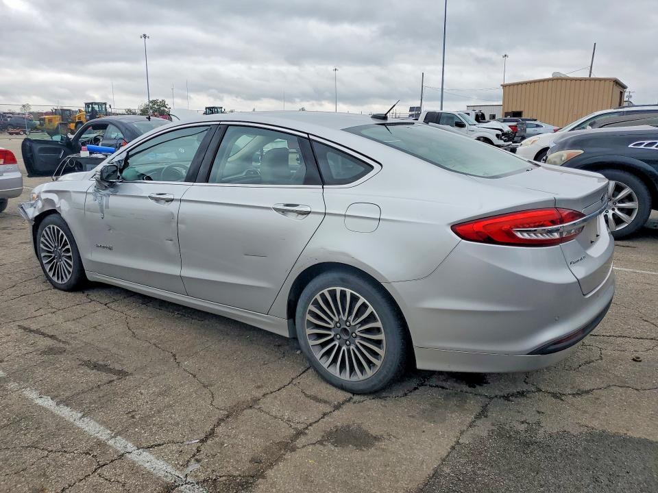 Продажа на аукционе авто 2018 Ford Fusion, vin: 3FA6P0LU2JR262050, номер лота: 67289916