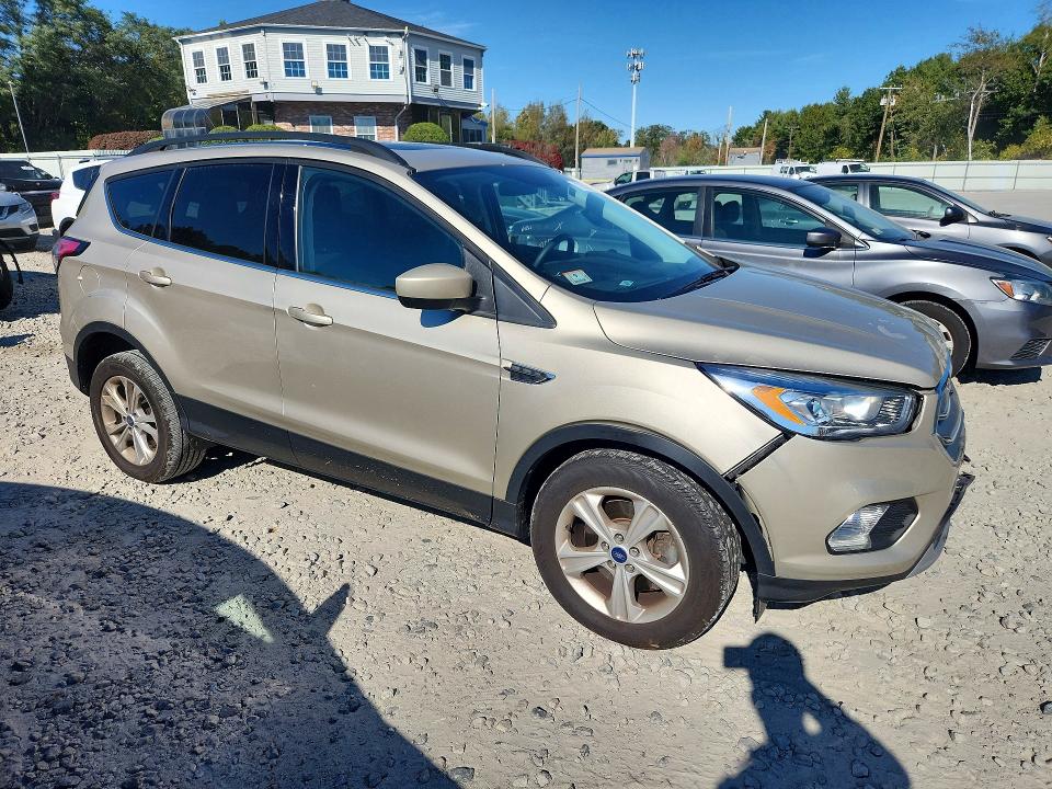 Продаж на аукціоні авто 2017 Ford Escape, vin: 1FMCU9GDXHUE42217, номер лоту: 72059486
