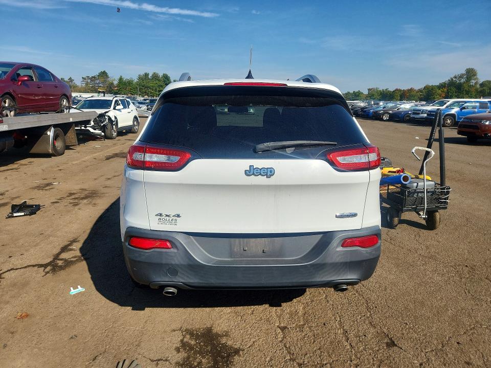2014 Jeep Cherokee მანქანა იყიდება აუქციონზე, vin: 1C4PJMCS2EW192431, აუქციონის ნომერი: 71249536