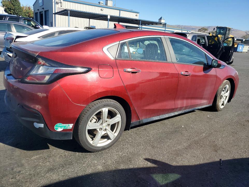 70923756 :رقم المزاد ، 1G1RC6S5XHU115230 vin ، 2017 Chevrolet Volt مزاد بيع