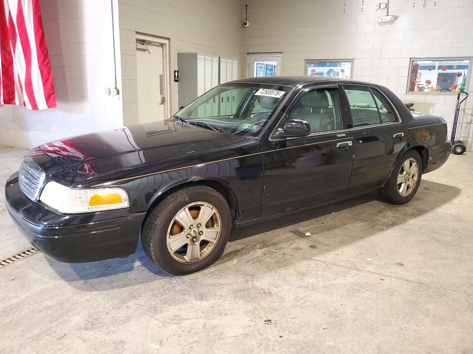 Продажа на аукционе авто 2011 Ford Crown Victoria, vin: 2FABP7EV7BX148691, номер лота: 72508576