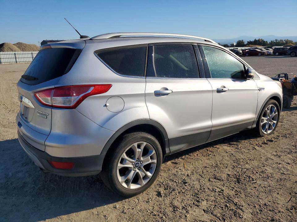 72241276 :رقم المزاد ، 1FMCU0J93EUB47231 vin ، 2014 Ford Escape مزاد بيع