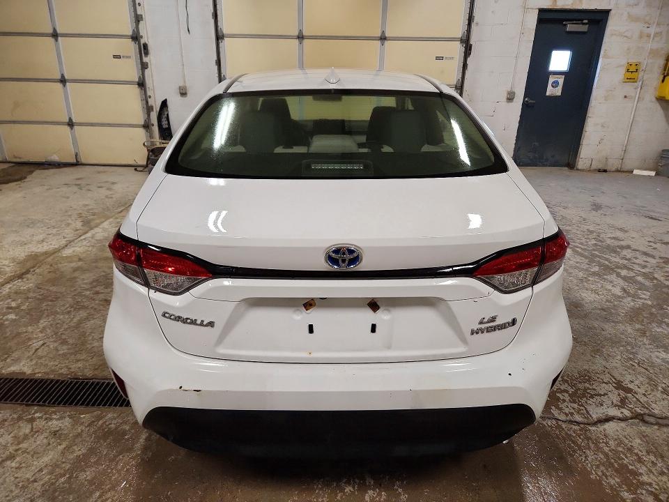 Продажа на аукционе авто 2023 Toyota Corolla Hybrid, vin: JTDBCMFE5PJ015155, номер лота: 71214216