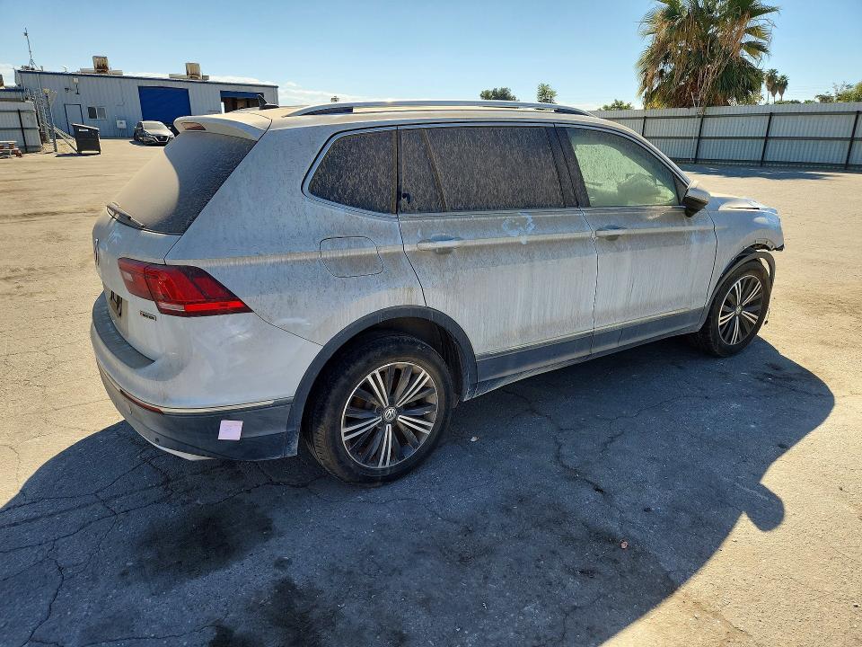 Продажа на аукционе авто 2019 Volkswagen Tiguan, vin: 3VV2B7AXXKM050347, номер лота: 71851506