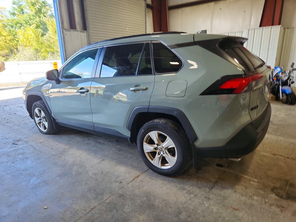 2021 Toyota Rav4 მანქანა იყიდება აუქციონზე, vin: 2T3P1RFV4MW223386, აუქციონის ნომერი: 69696386