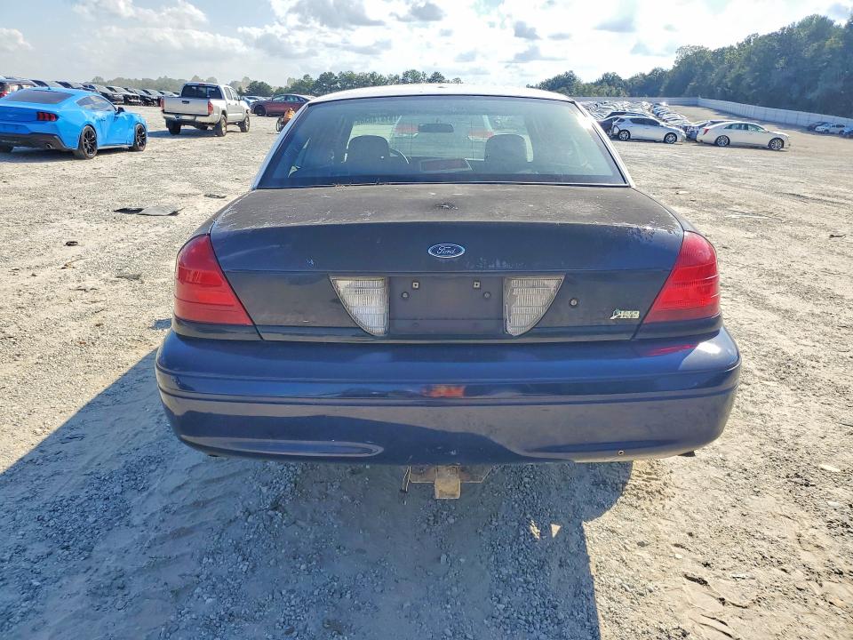 71374326 :رقم المزاد ، 2FABP7BV9AX144192 vin ، 2010 Ford Crown Victoria مزاد بيع