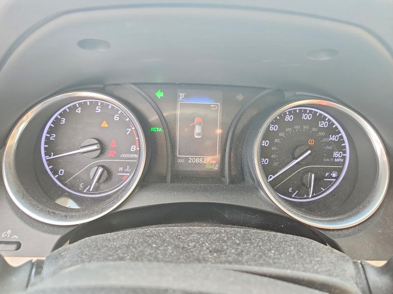 71187246 :رقم المزاد ، 4T1B11HK1JU111700 vin ، 2018 Toyota Camry مزاد بيع