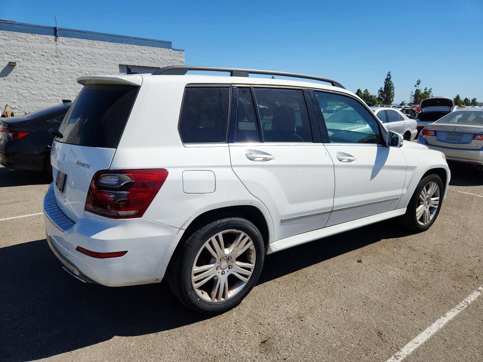 2015 Mercedes-benz Glk მანქანა იყიდება აუქციონზე, vin: WDCGG8JB9FG439913, აუქციონის ნომერი: 71400756