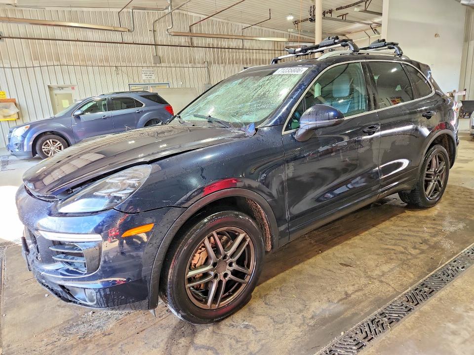 71235806 :رقم المزاد ، WP1AB2A21FLA60644 vin ، 2015 Porsche Cayenne مزاد بيع