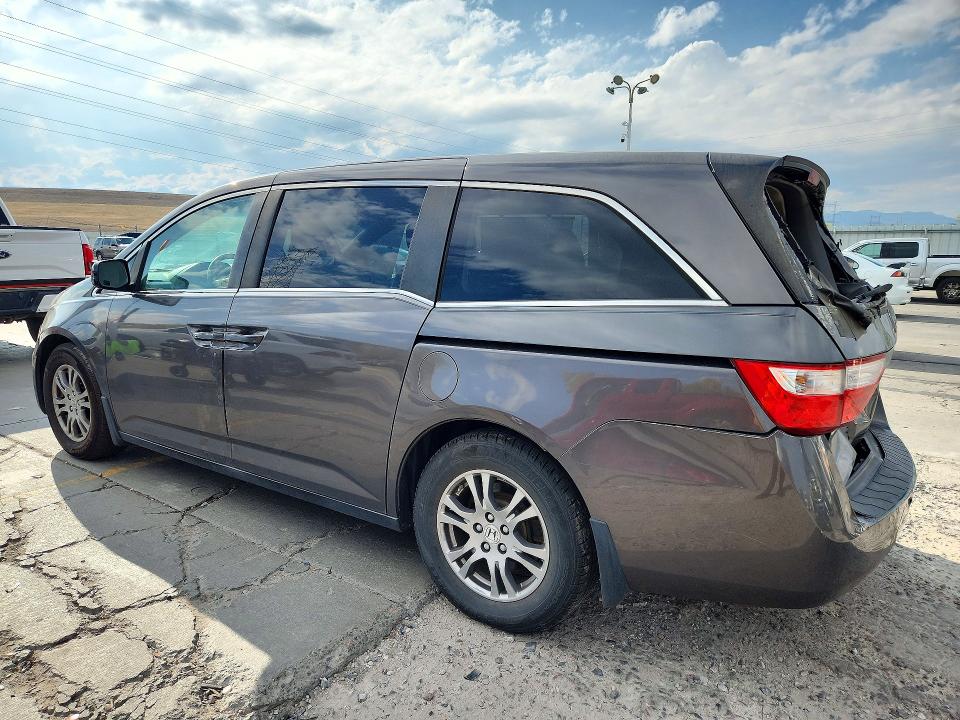 71973536 :رقم المزاد ، 5FNRL5H43BB045389 vin ، 2011 Honda Odyssey مزاد بيع