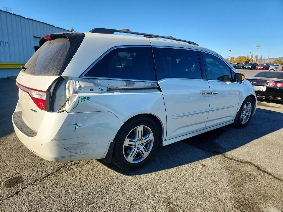 Продажа на аукционе авто 2012 Honda Odyssey, vin: 5FNRL5H9XCB009728, номер лота: 71230906