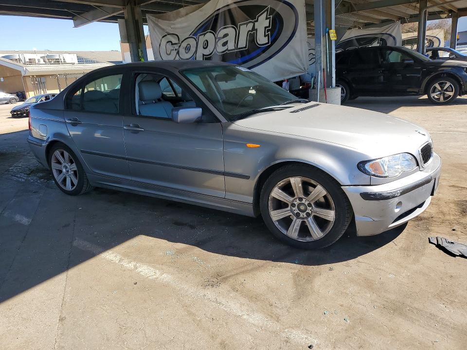 71596666 :رقم المزاد ، WBAAZ334X3KP81285 vin ، 2003 Bmw 325 مزاد بيع