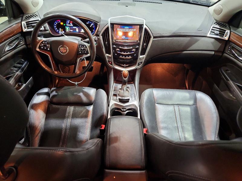 72241796 :رقم المزاد ، 3GYFNBE31FS599013 vin ، 2015 Cadillac Srx مزاد بيع