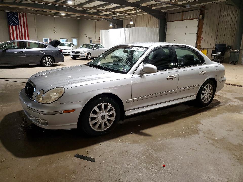 Продажа на аукционе авто 2004 Hyundai Sonata, vin: KMHWF35H84A933374, номер лота: 73442576
