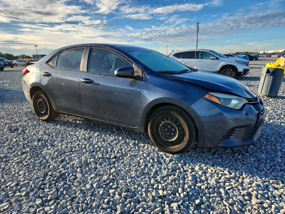 2015 Toyota Corolla მანქანა იყიდება აუქციონზე, vin: 2T1BURHE4FC452727, აუქციონის ნომერი: 71099786