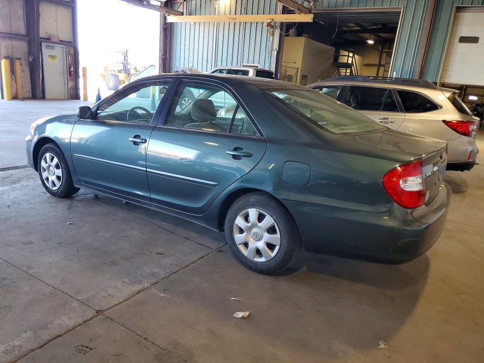 71893376 :رقم المزاد ، 4T1BE32K42U598501 vin ، 2002 Toyota Camry مزاد بيع