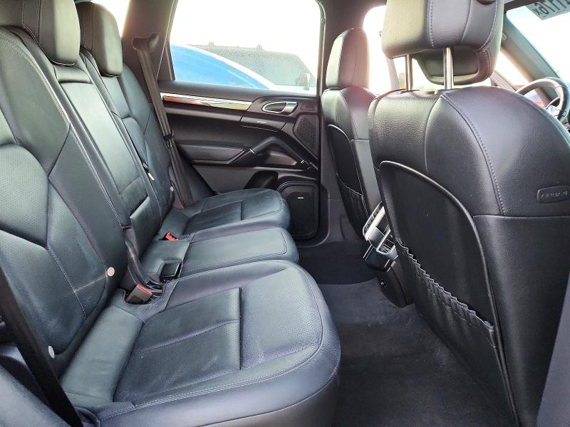 71841176 :رقم المزاد ، WP1AF2A27ELA40952 vin ، 2014 Porsche Cayenne مزاد بيع
