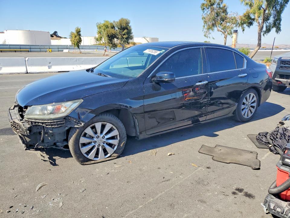 Продаж на аукціоні авто 2015 Honda Accord, vin: 1HGCR2F78FA220008, номер лоту: 71495256