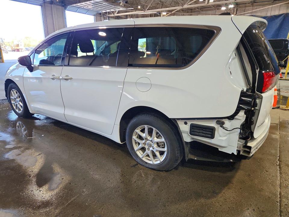 Продаж на аукціоні авто 2024 Chrysler Voyager, vin: 2C4RC1CGXRR176635, номер лоту: 72411856