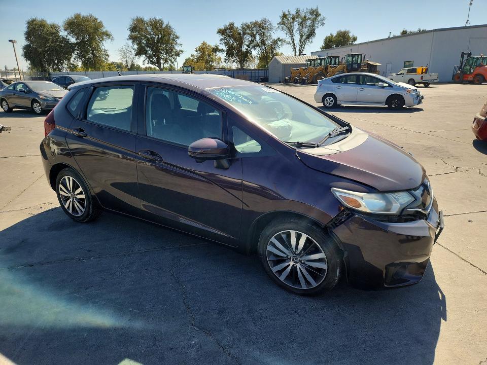 Продажа на аукционе авто 2015 Honda Fit, vin: 3HGGK5H82FM710217, номер лота: 69457766