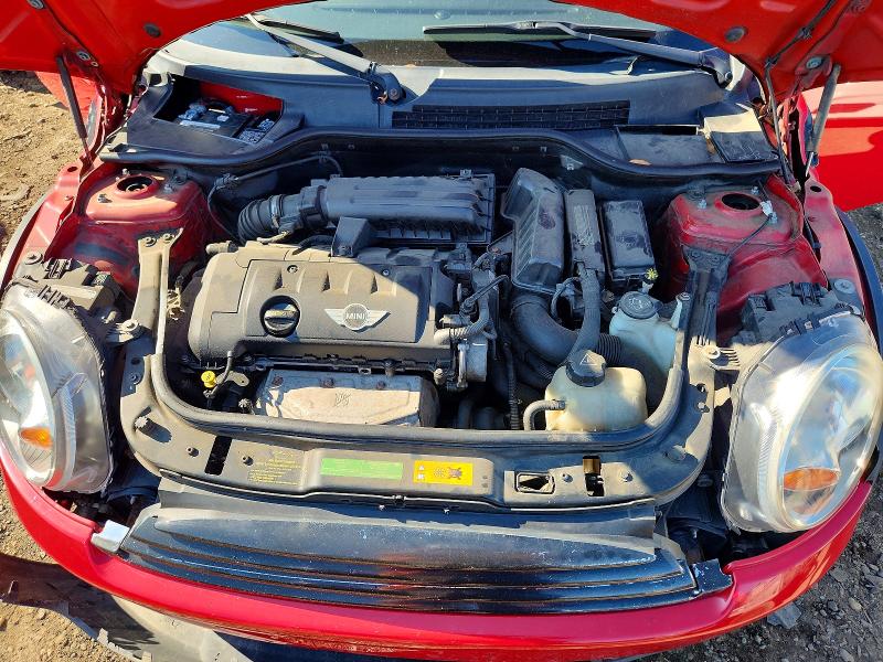 2010 Mini Cooper მანქანა იყიდება აუქციონზე, vin: WMWMF3C56ATZ63734, აუქციონის ნომერი: 73174156