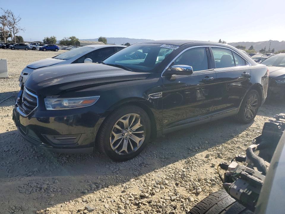 2014 Ford Taurus მანქანა იყიდება აუქციონზე, vin: 1FAHP2F84EG110979, აუქციონის ნომერი: 72371006