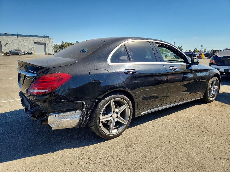 70902806 :رقم المزاد ، 55SWF4KB2GU136929 vin ، 2016 Mercedes-benz C مزاد بيع