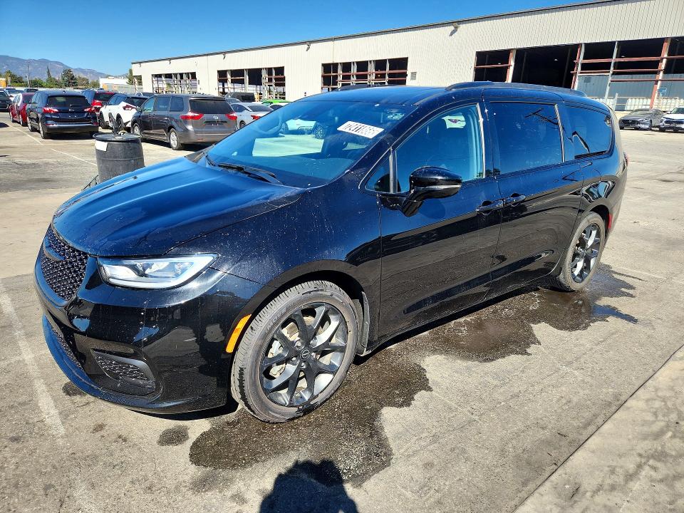 2025 Chrysler Pacifica მანქანა იყიდება აუქციონზე, vin: 2C4RC1GG2SR537582, აუქციონის ნომერი: 72411866