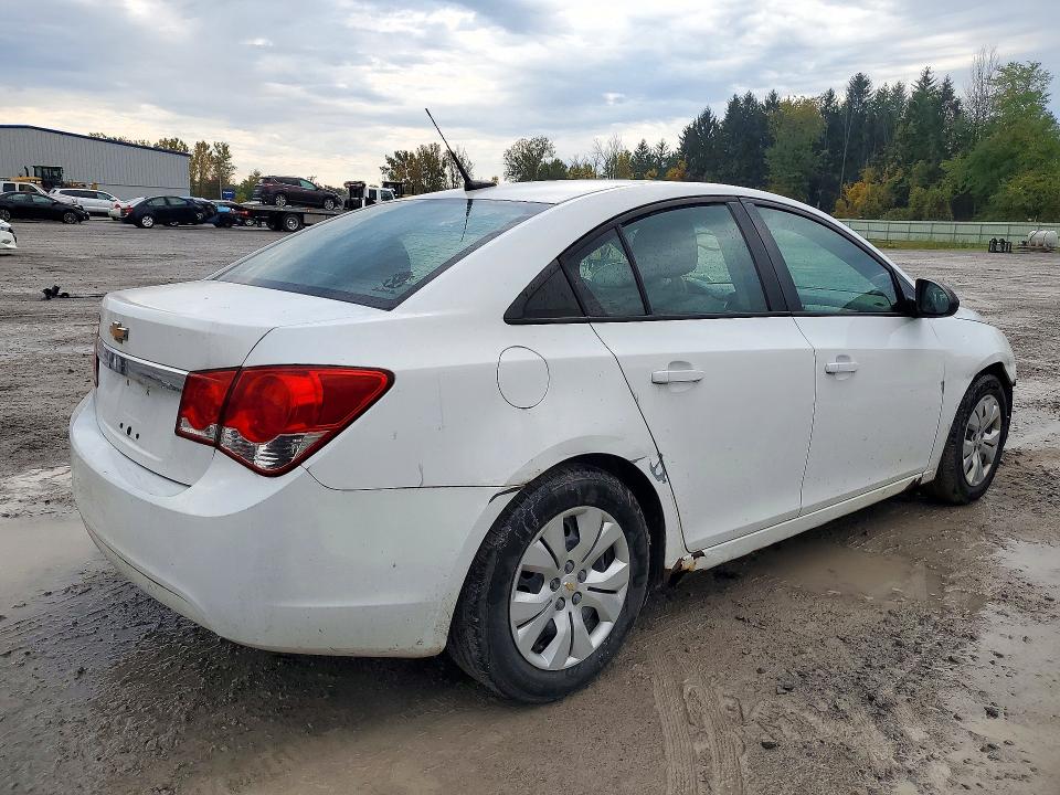 72332126 :رقم المزاد ، 1G1PA5SG2E7183668 vin ، 2014 Chevrolet Cruze مزاد بيع