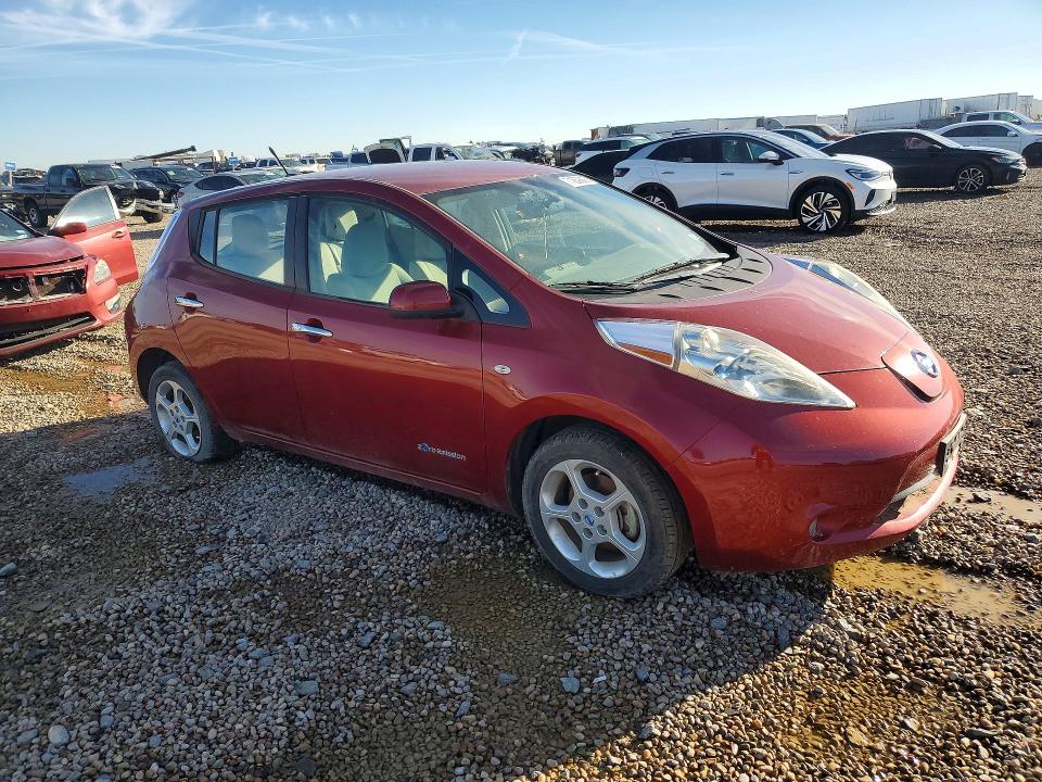 2011 Nissan Leaf მანქანა იყიდება აუქციონზე, vin: JN1AZ0CP7BT000617, აუქციონის ნომერი: 71659666