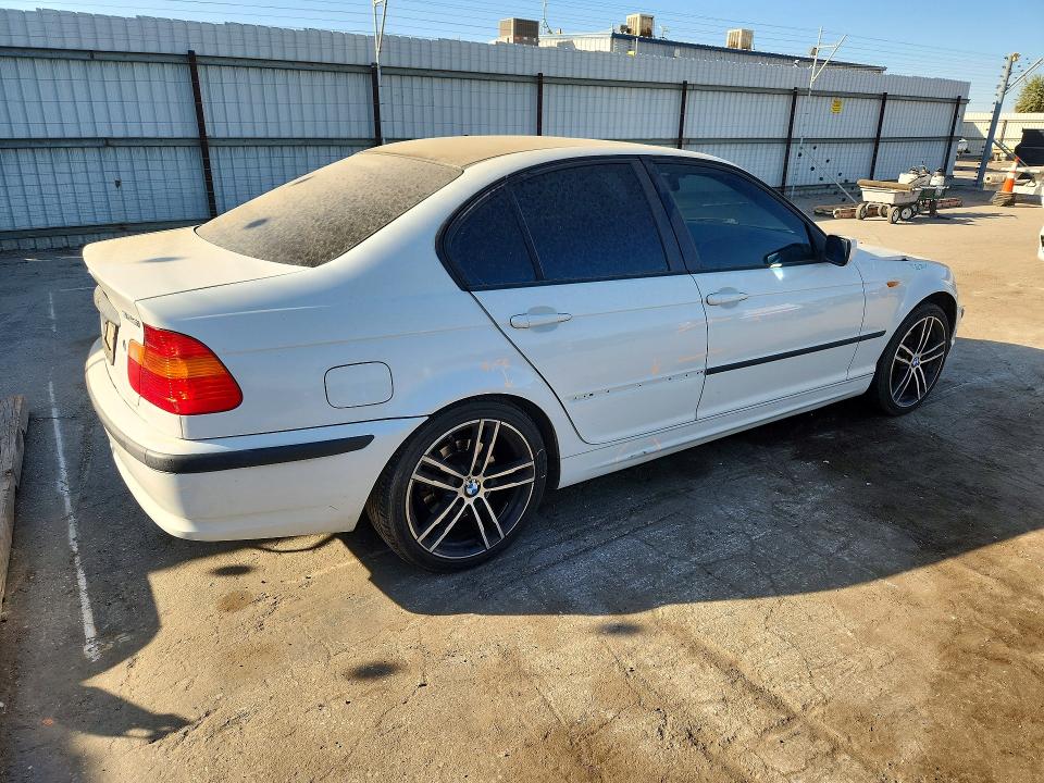 71387786 :رقم المزاد ، WBAAZ33473KP79817 vin ، 2003 Bmw 325 مزاد بيع