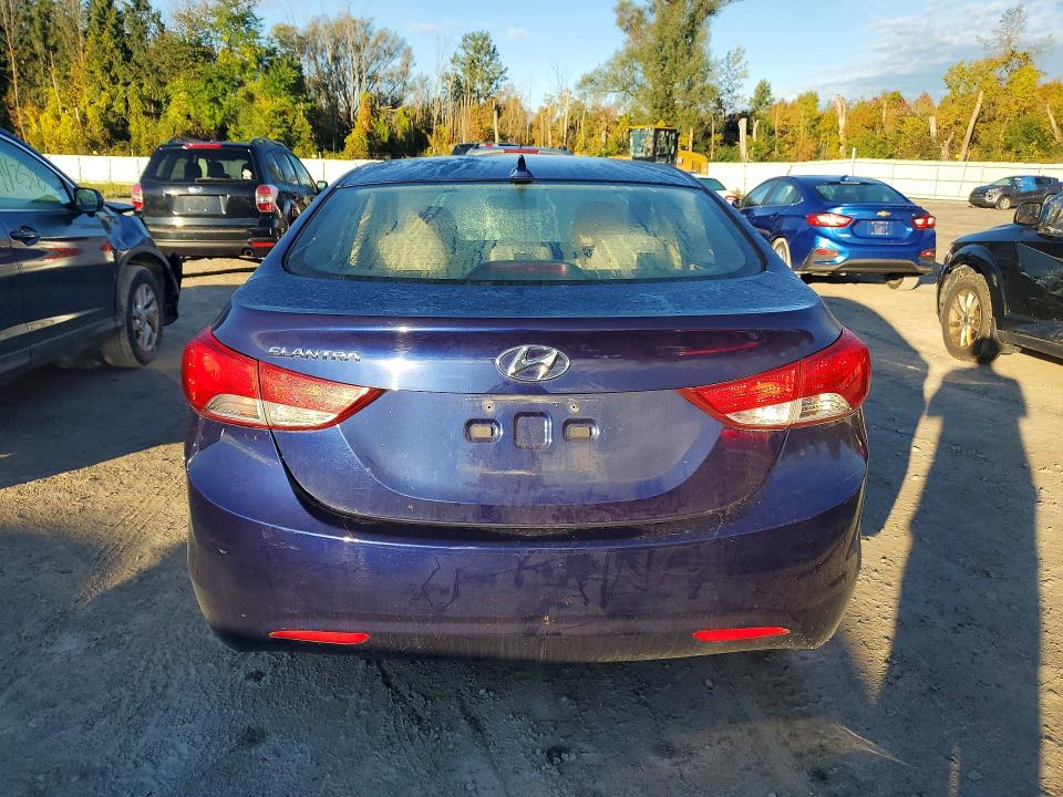 Продажа на аукционе авто 2013 Hyundai Elantra, vin: 5NPDH4AE4DH401622, номер лота: 71622196
