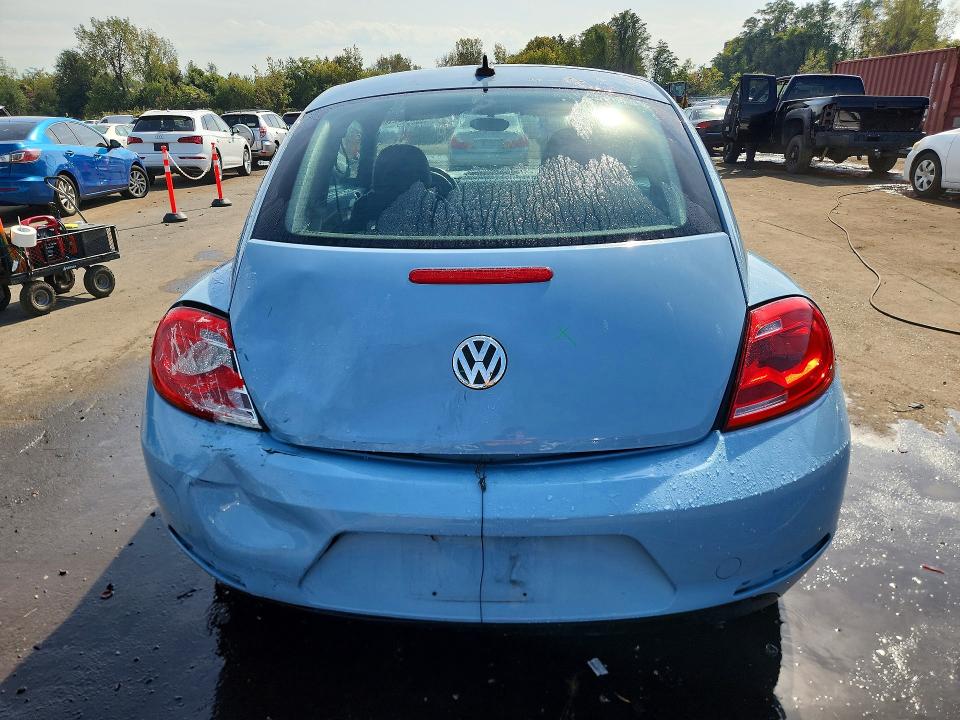 2014 Volkswagen Beetle მანქანა იყიდება აუქციონზე, vin: 3VWJ17AT3EM666421, აუქციონის ნომერი: 71235826