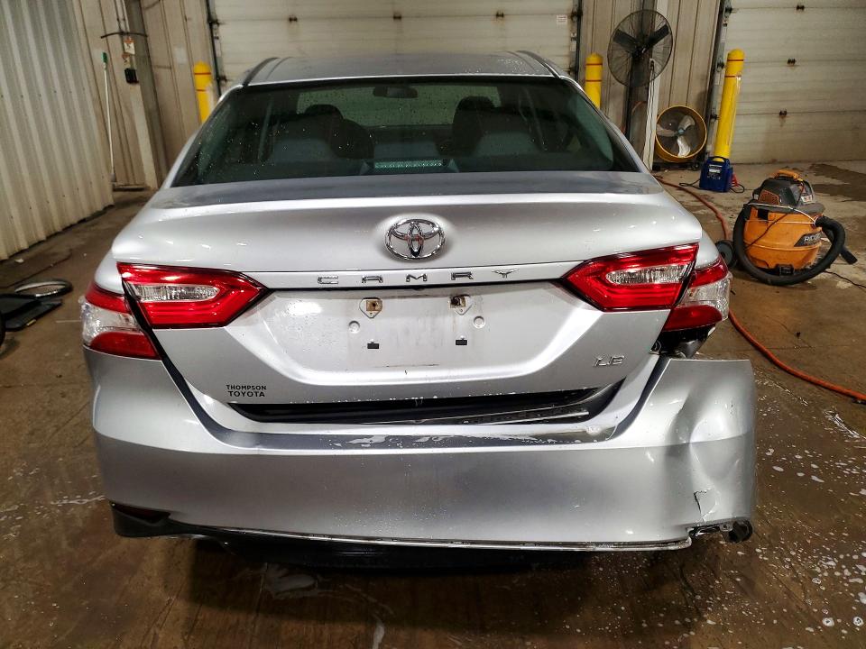 Aukcja sprzedaży 2018 Toyota Camry, vin: 4T1B11HK2JU127999, numer aukcji: 71433046
