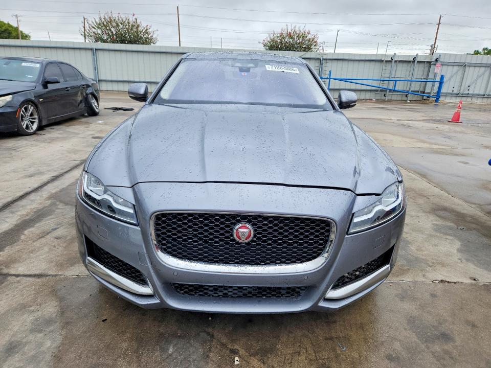 Продажа на аукционе авто 2020 Jaguar Xf, vin: SAJBE4FX0LCY83978, номер лота: 71063006