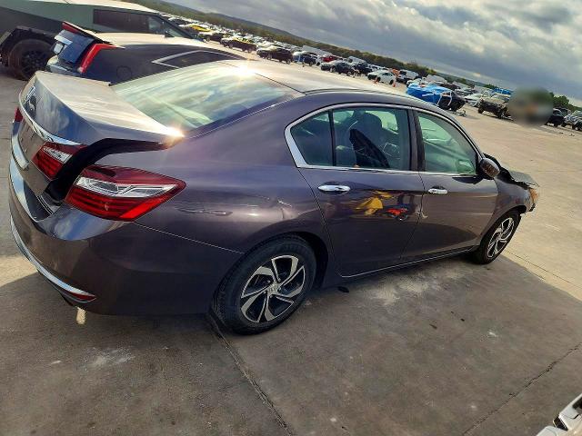 72995556 :رقم المزاد ، 1HGCR2F34HA093497 vin ، 2017 Honda Accord مزاد بيع