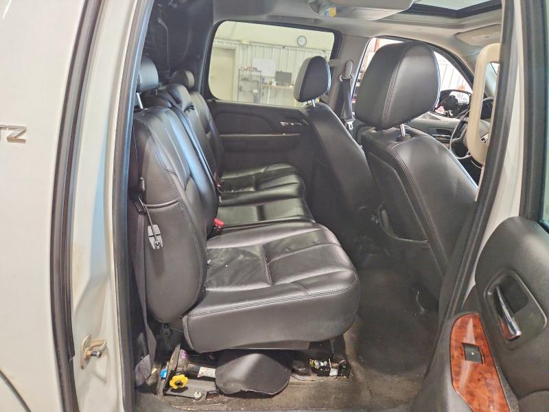 71695836 :رقم المزاد ، 3GNFK12358G170581 vin ، 2008 Chevrolet Avalanche مزاد بيع