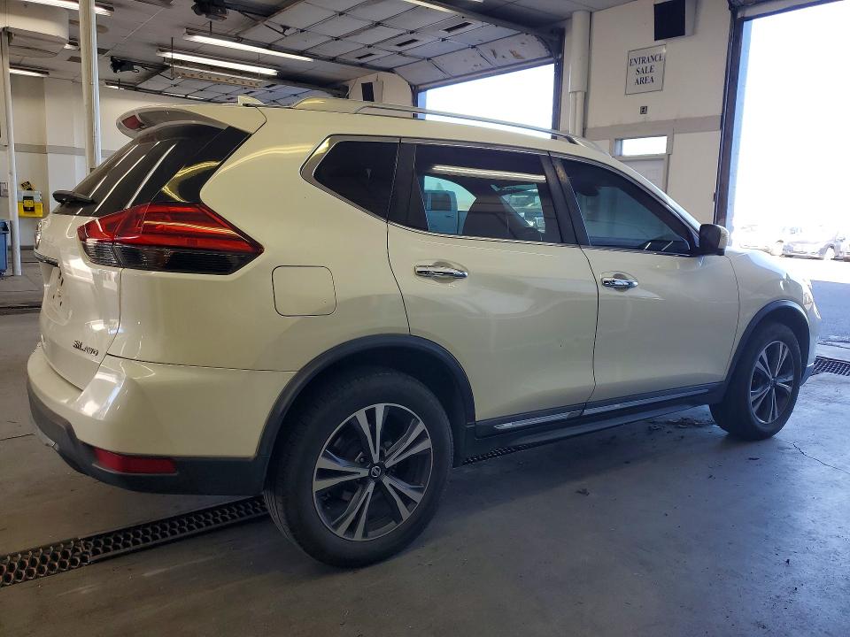 Продажа на аукционе авто 2017 Nissan Rogue, vin: 5N1AT2MV1HC847581, номер лота: 71674396