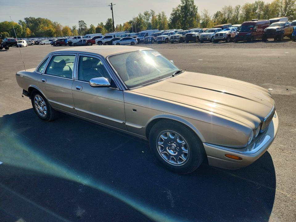 Продаж на аукціоні авто 2003 Jaguar Xj8, vin: SAJDA14C03LF58866, номер лоту: 73731076