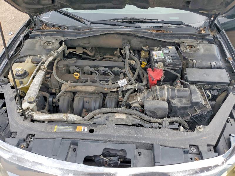 70377226 :رقم المزاد ، 3FAHP0GA1AR402436 vin ، 2010 Ford Fusion مزاد بيع
